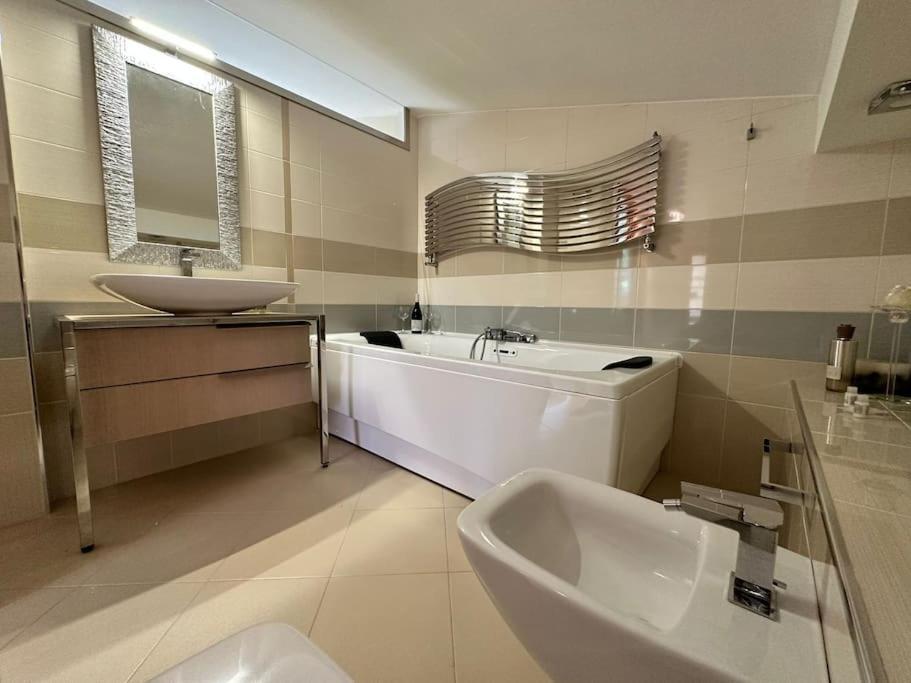 Apartamento Luxury Giardini D'oriente & Bari